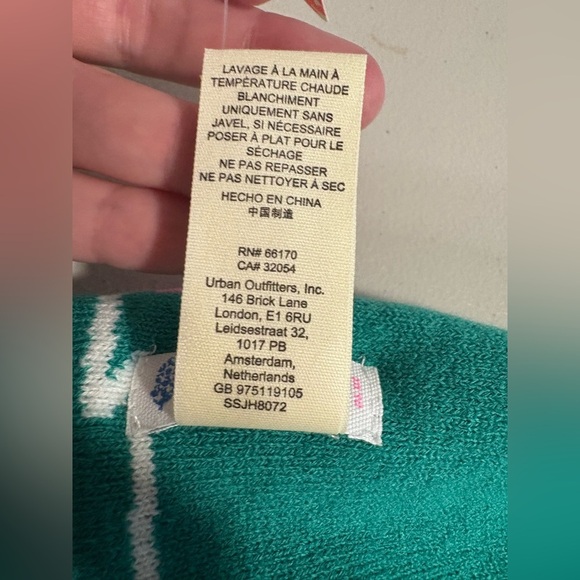 NWT Free People Movement Jumping Jacquard Beanie – Bright Camo – One Size - Picture 7 of 7